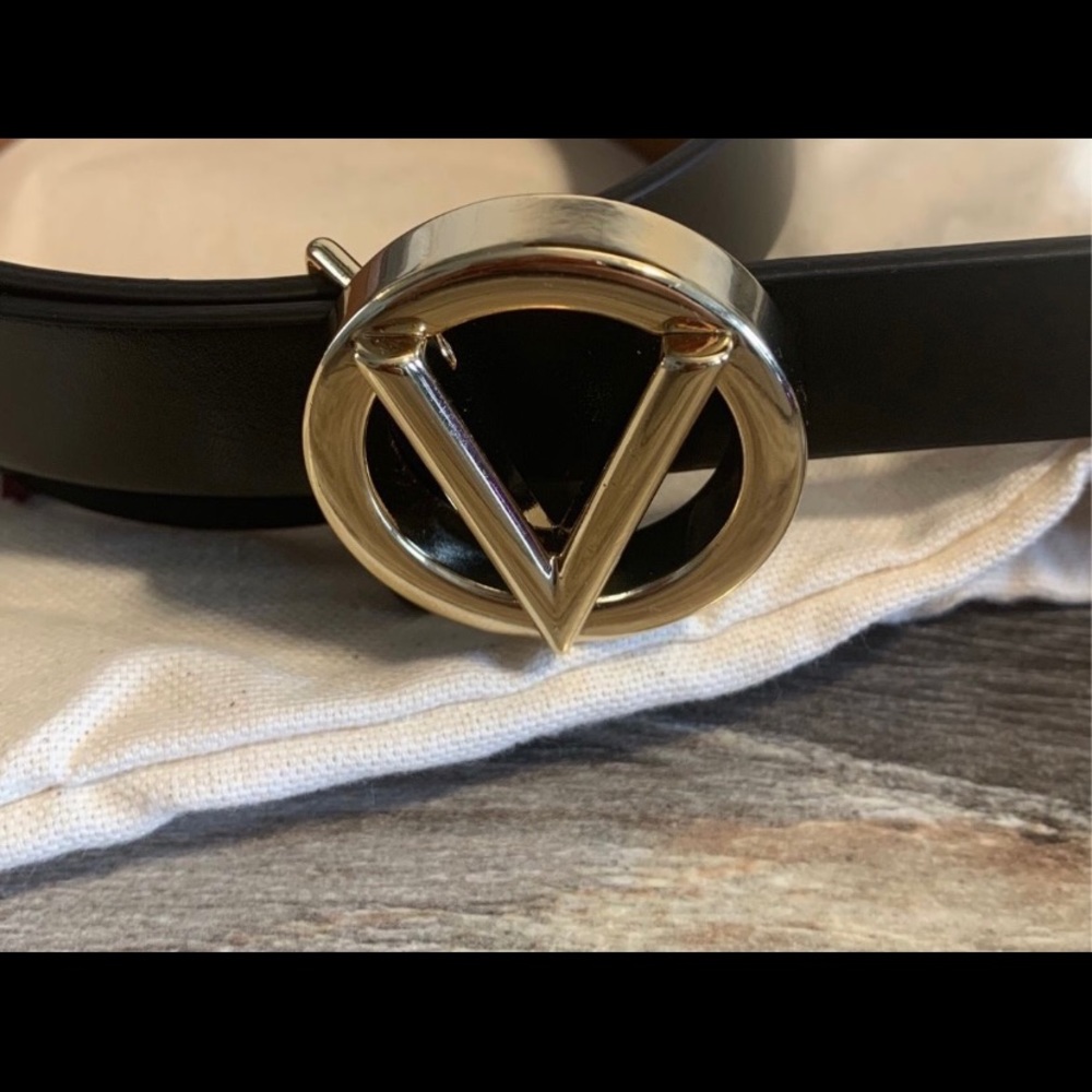 Valentino Black Belt. Size L. Original $325. NWT